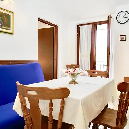Central And Quiet Apartment